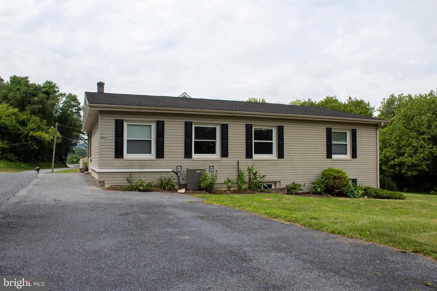 204 Herrville Road photo 30