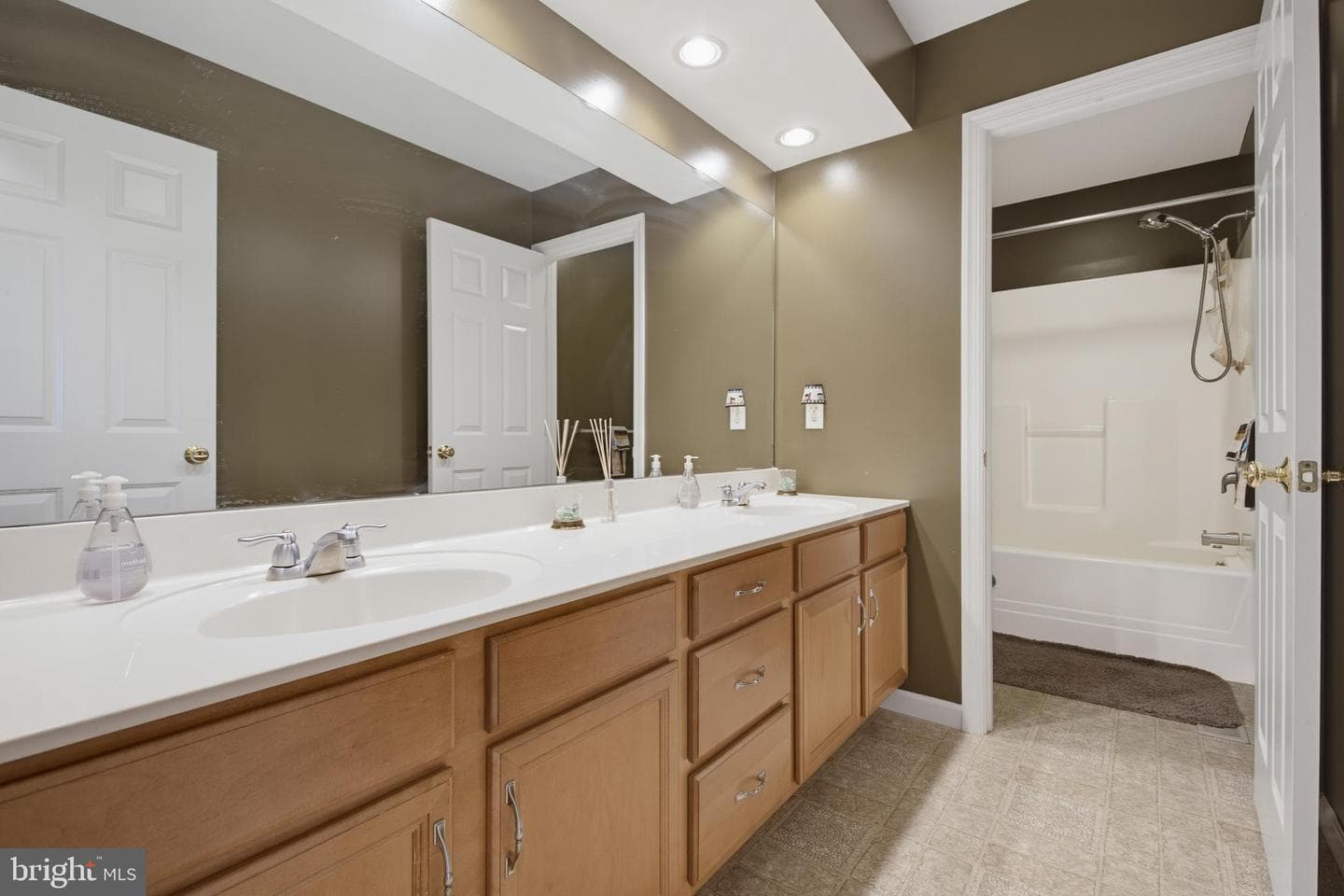 397 Wissler Way photo 24