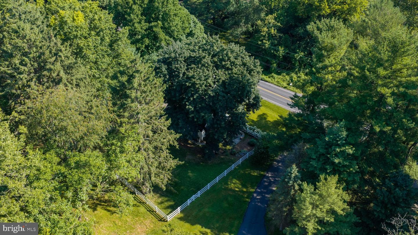 218 School House Road photo 40