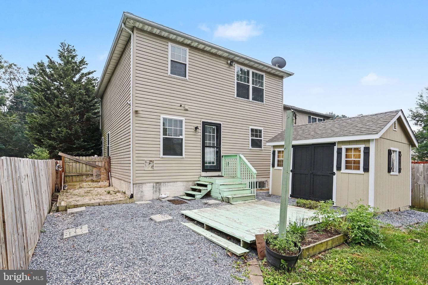 239 Railroad Avenue photo 26