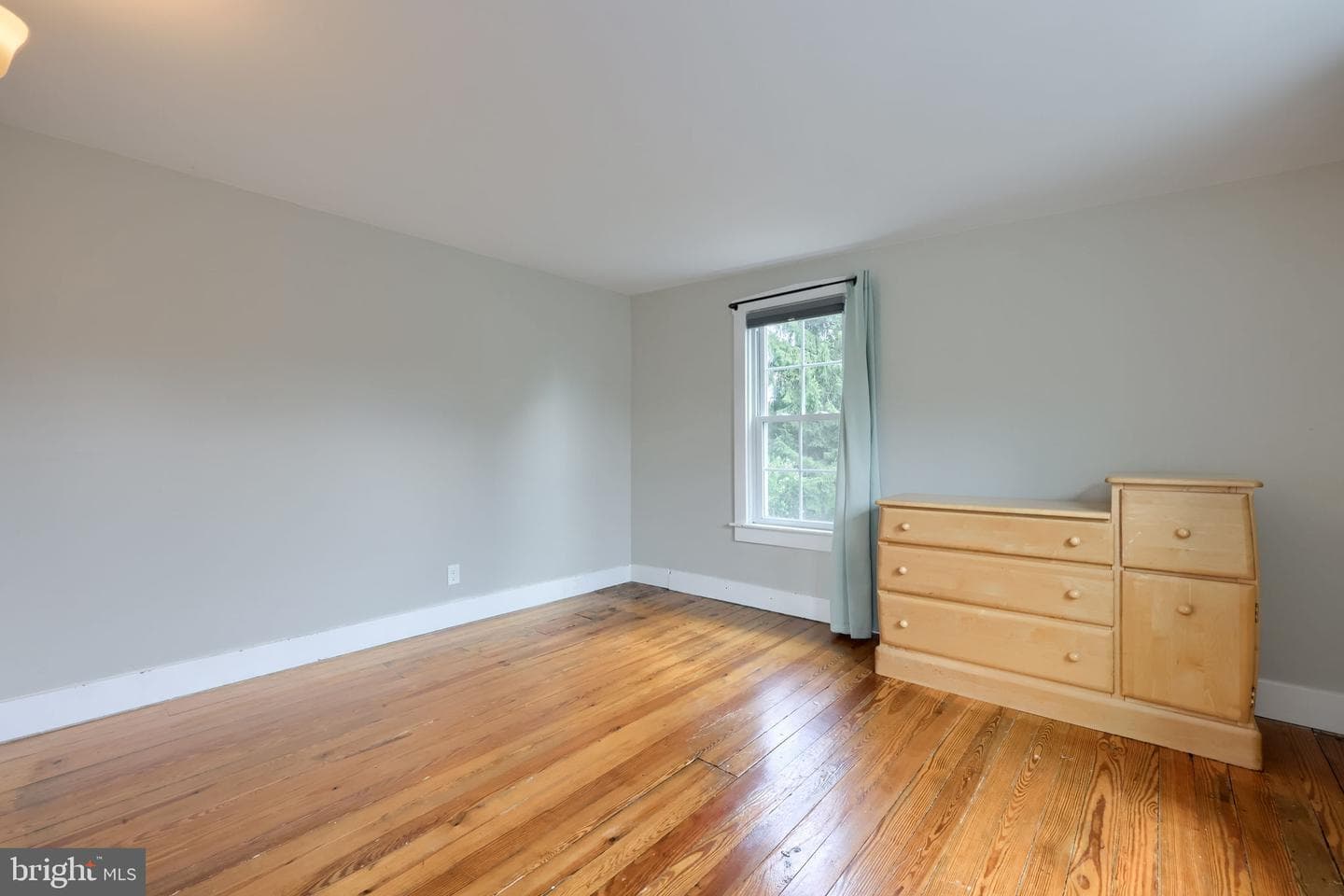 137 N Charlotte Street photo 20