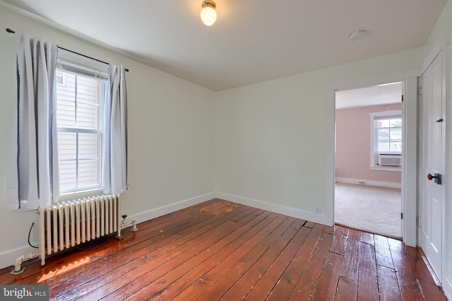 137 N Charlotte Street photo 25
