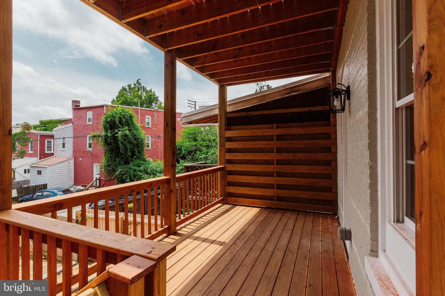 522 W James Street photo 38