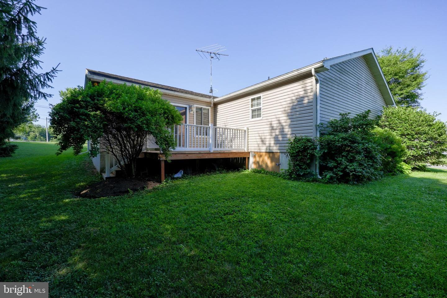 110 Homestead Drive photo 40