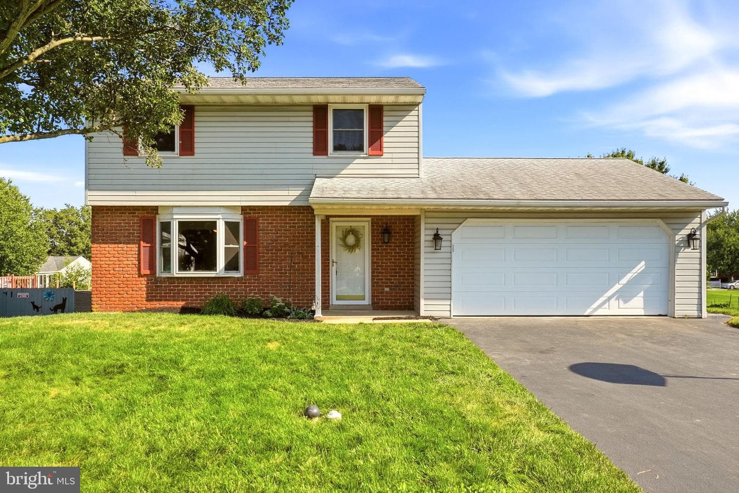 3188 Thornapple Drive photo 2