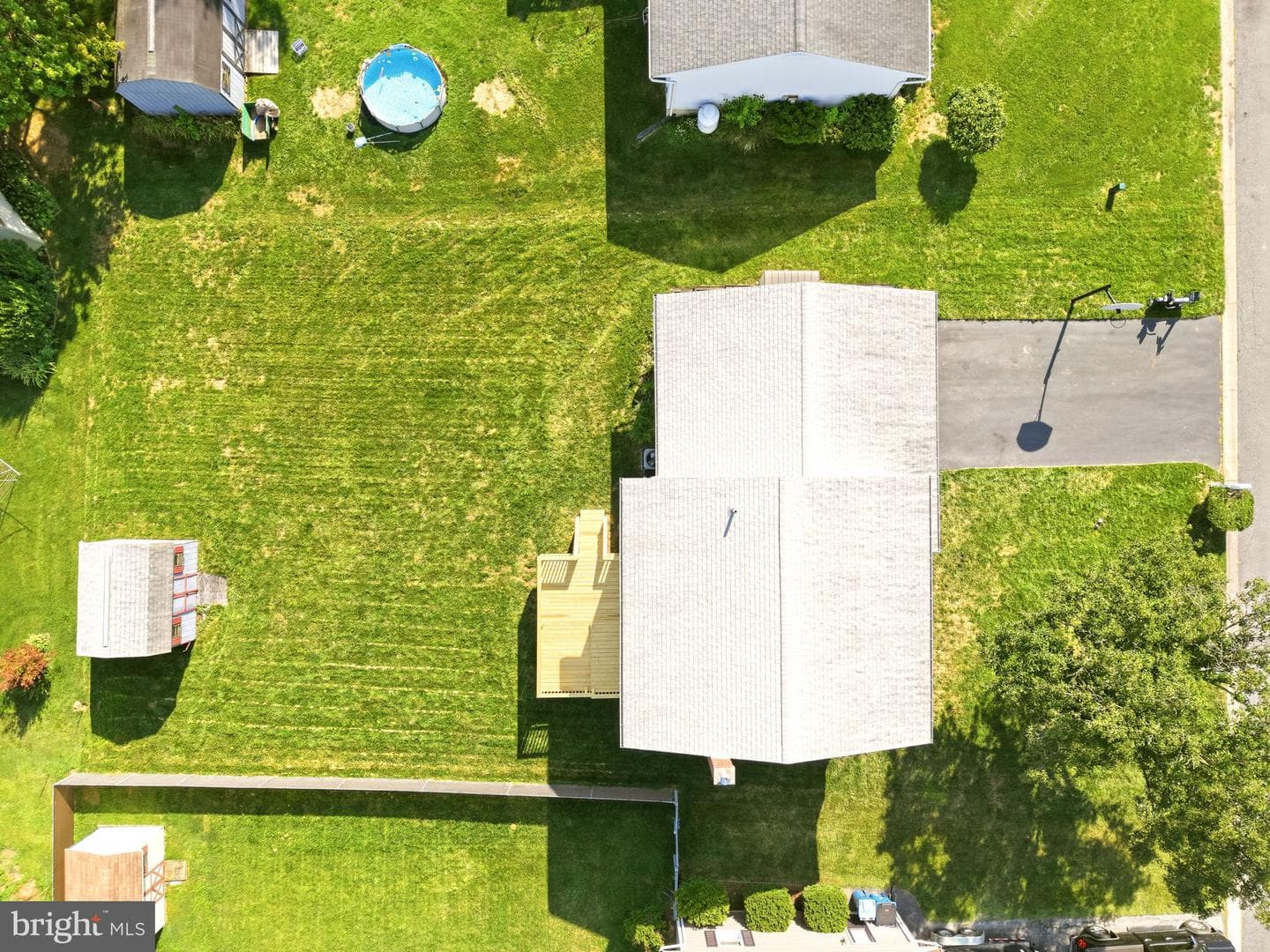 3188 Thornapple Drive photo 34