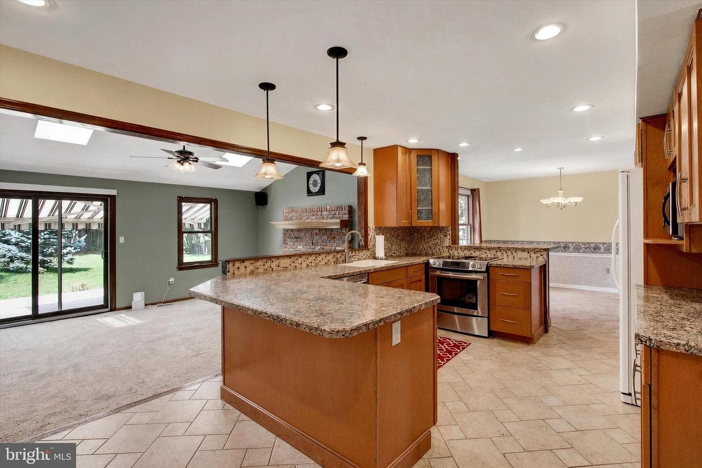 7 Kingston Court photo 13
