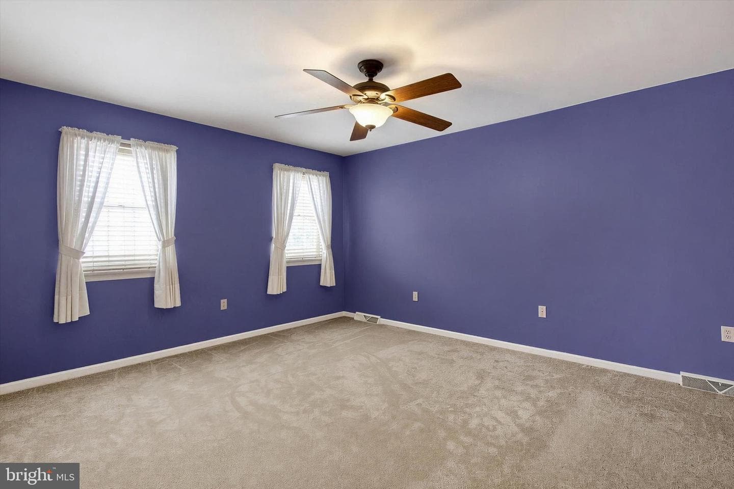7 Kingston Court photo 20