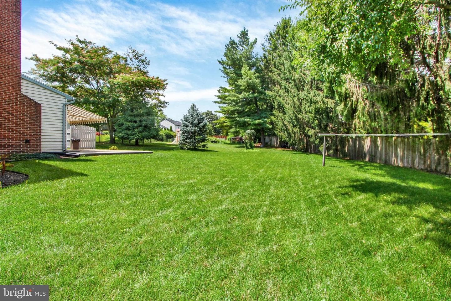 7 Kingston Court photo 34