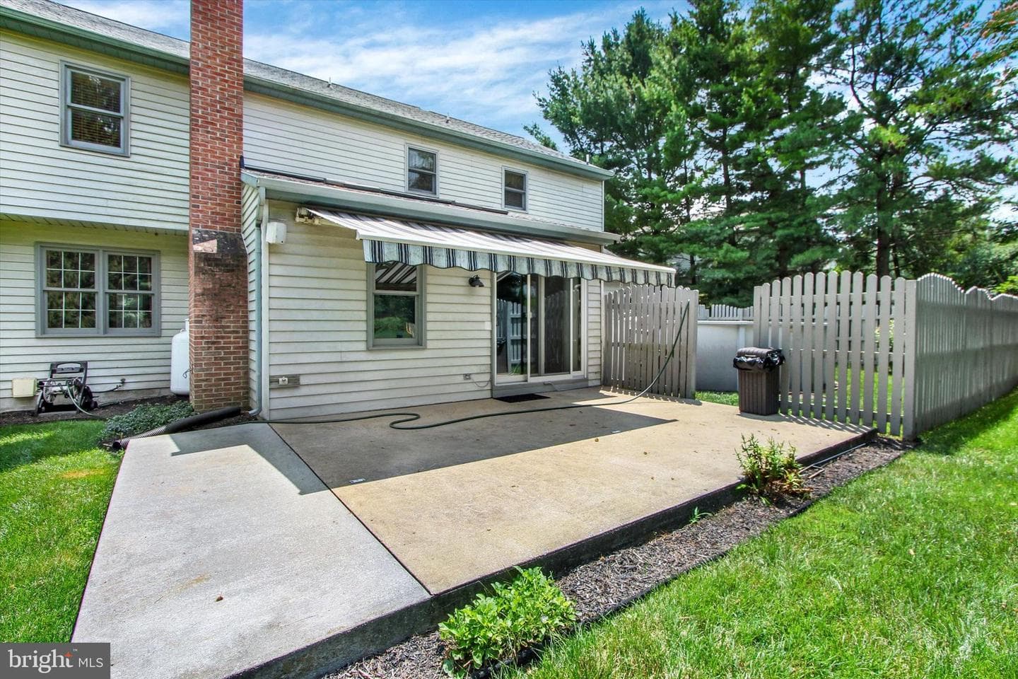 7 Kingston Court photo 36