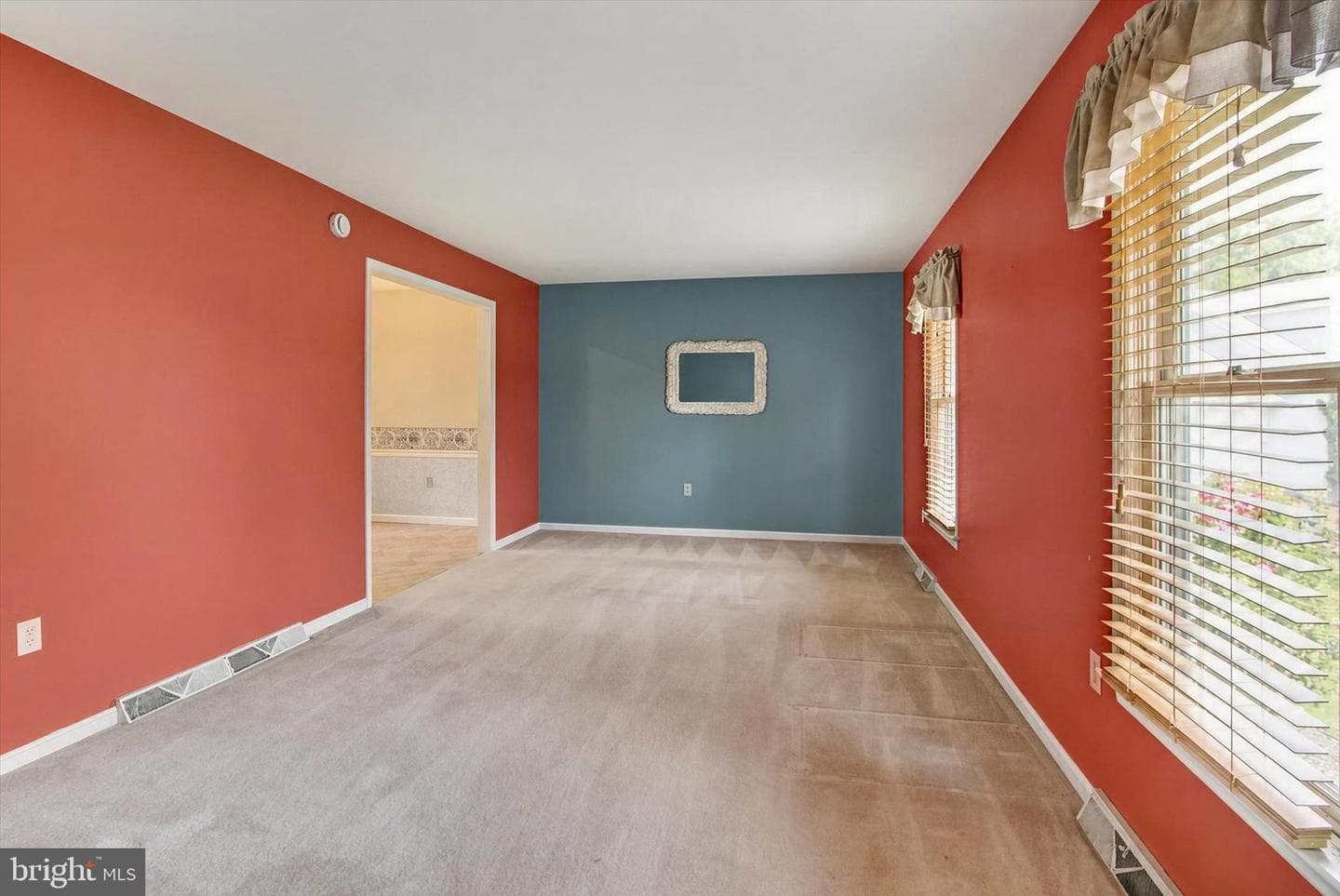 7 Kingston Court photo 6