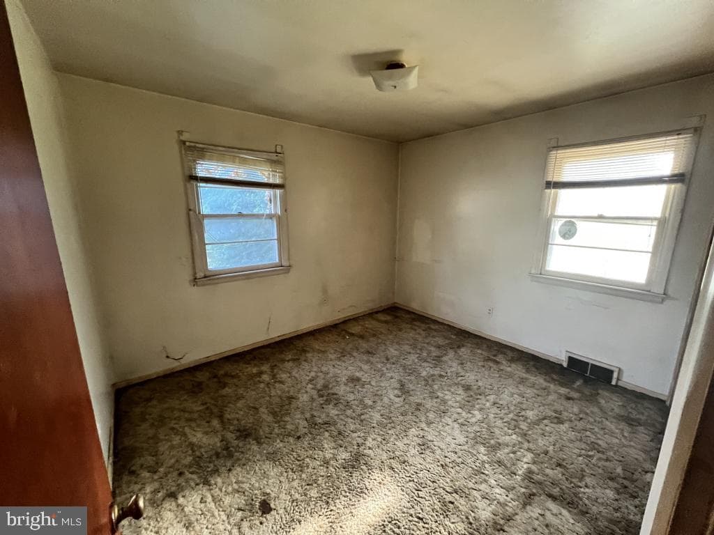 6301 Carpenter Street photo 12