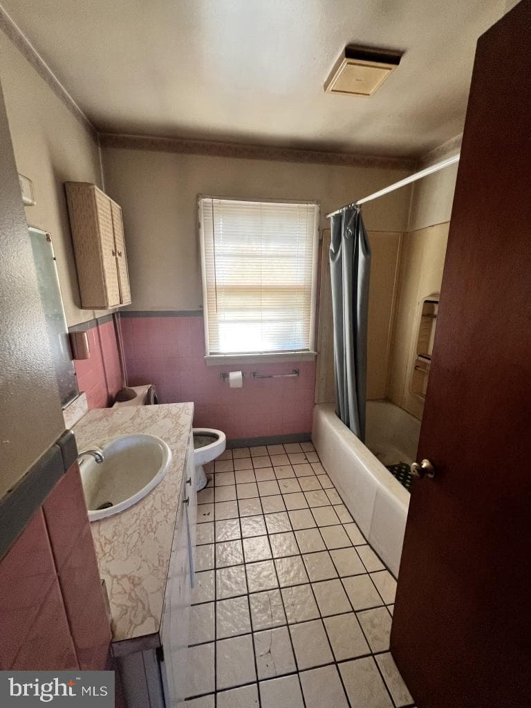 6301 Carpenter Street photo 14