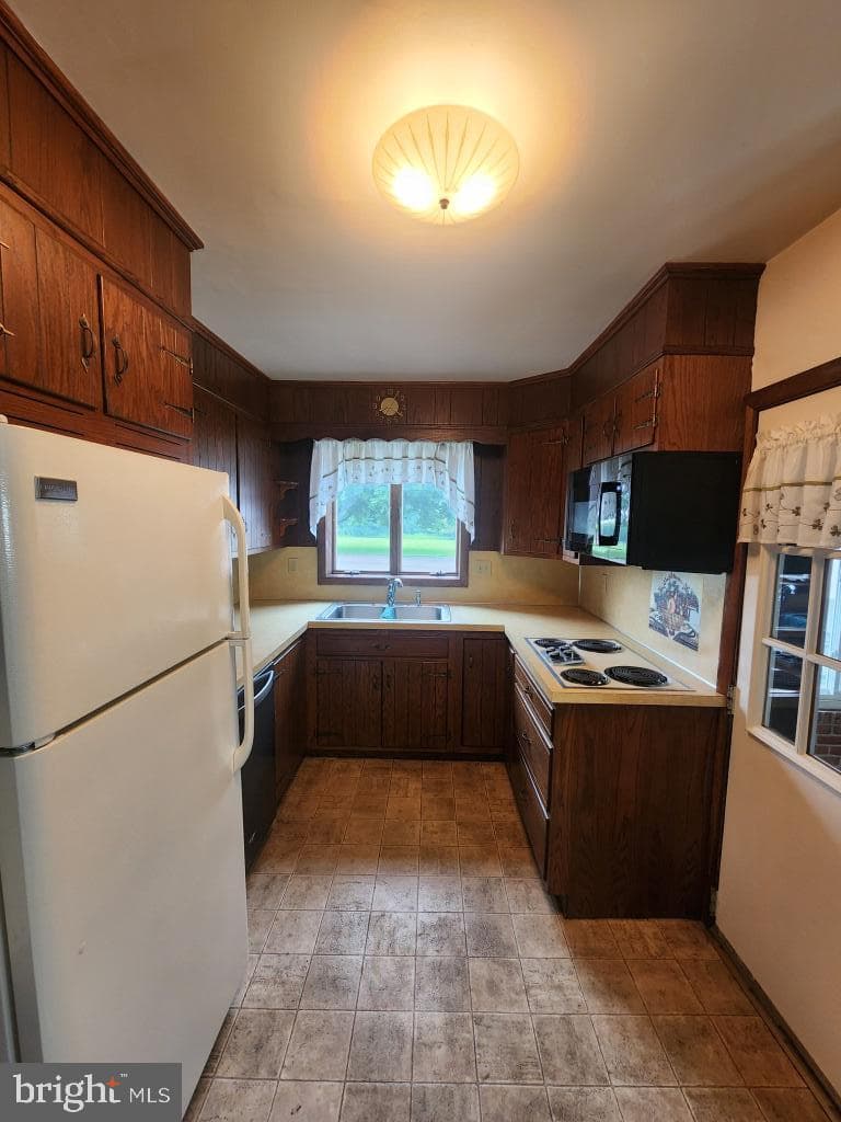 1242 Breneman Road photo 4