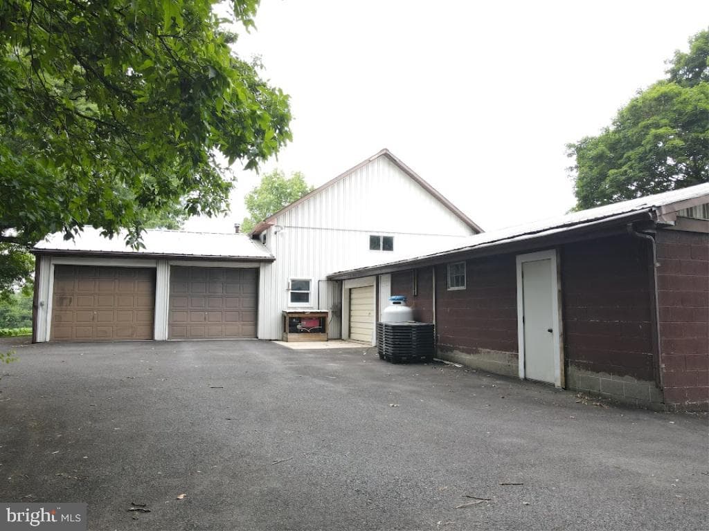 1242 Breneman Road photo 74