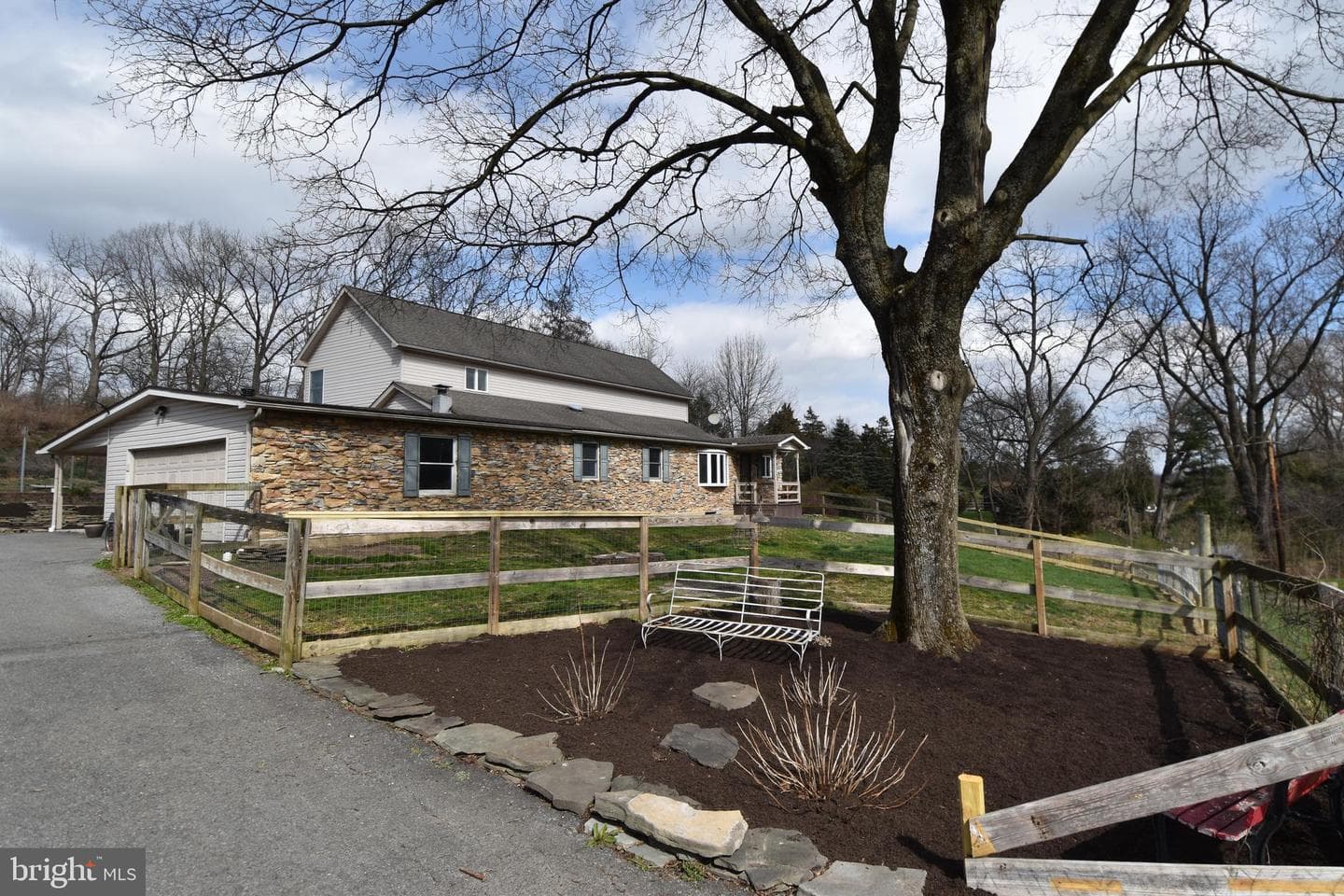 1255 Clearview Road photo 2