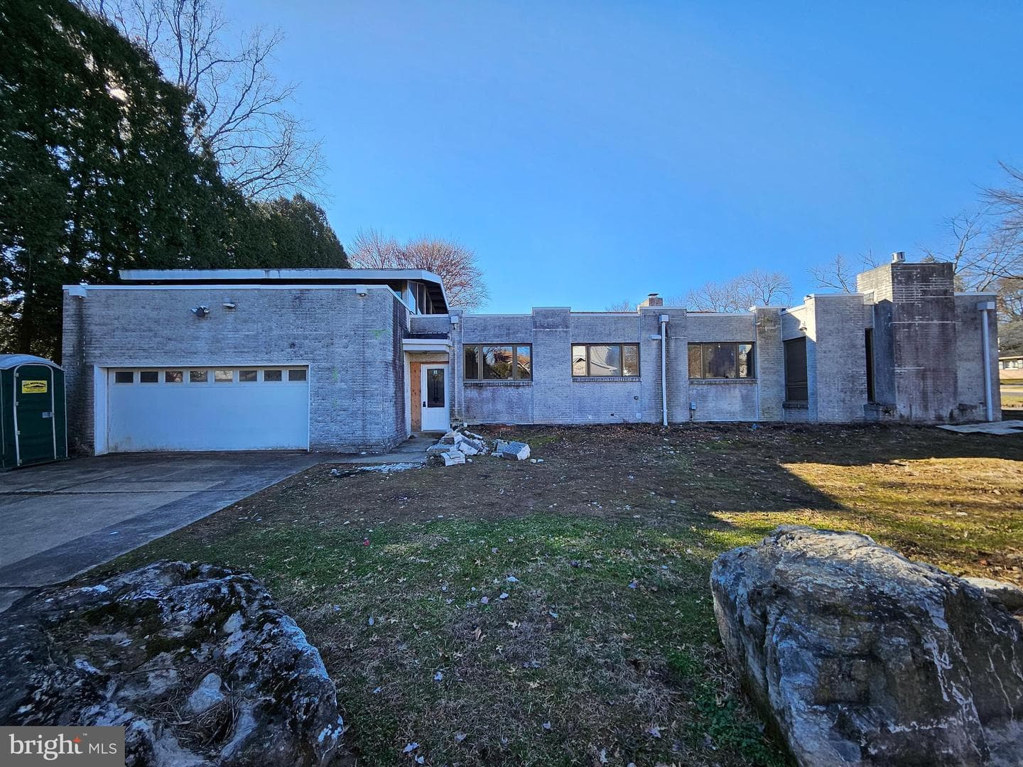 3030 W Livingston Street photo 5