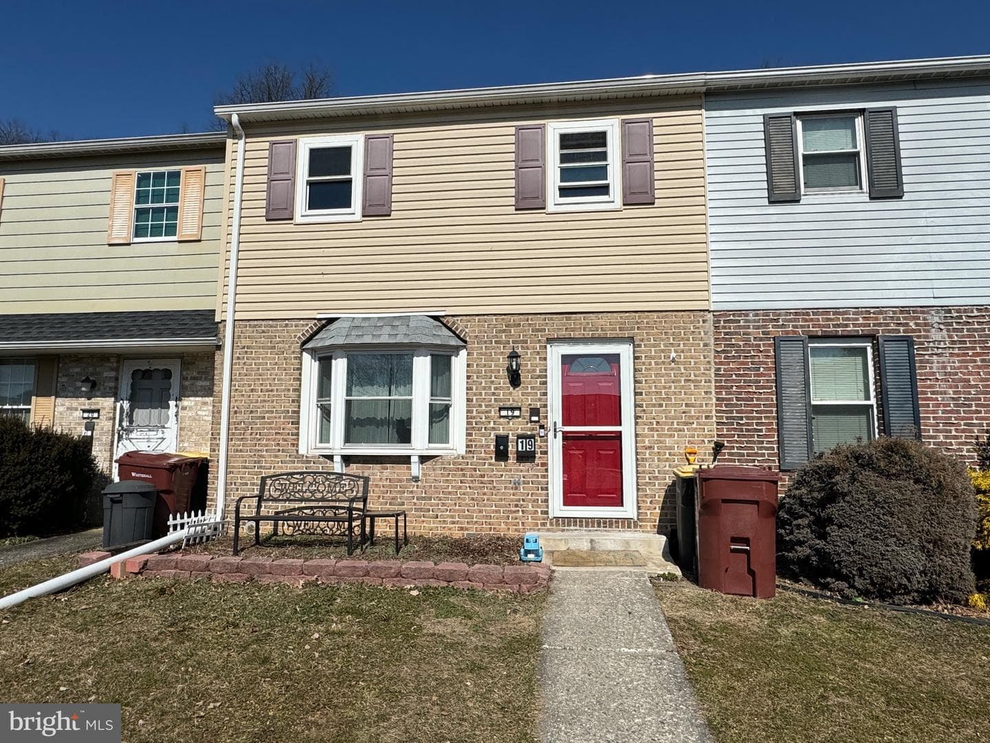 19 Madison Lane