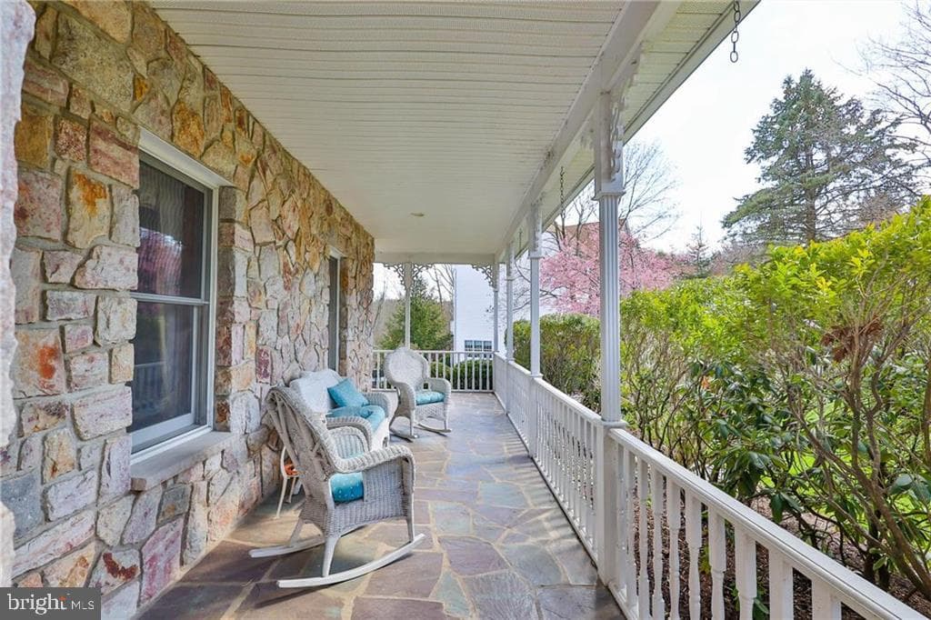 3007 Kerns Court photo 4