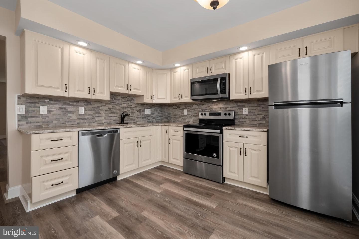 184 Springhouse Road photo 6