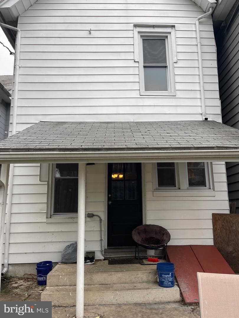 716 2nd Street photo 3