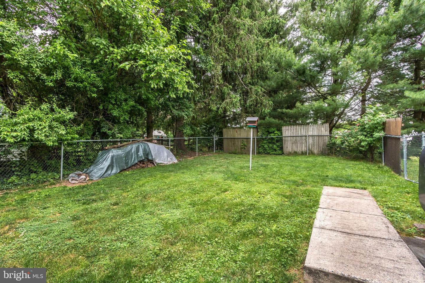 927 W State Street photo 26