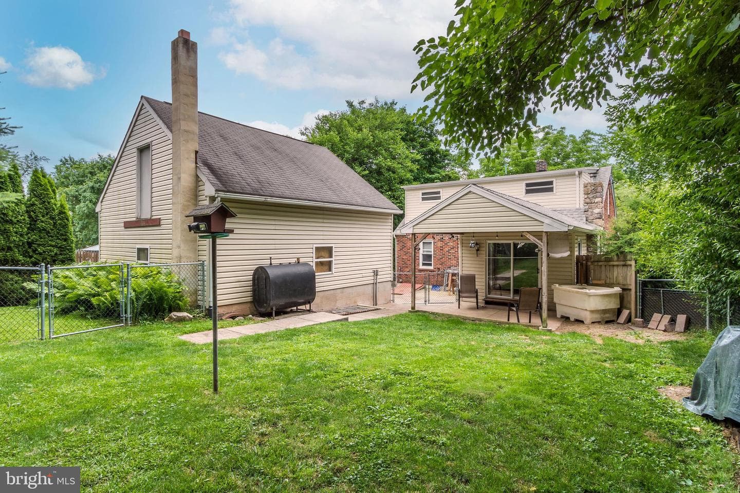 927 W State Street photo 28