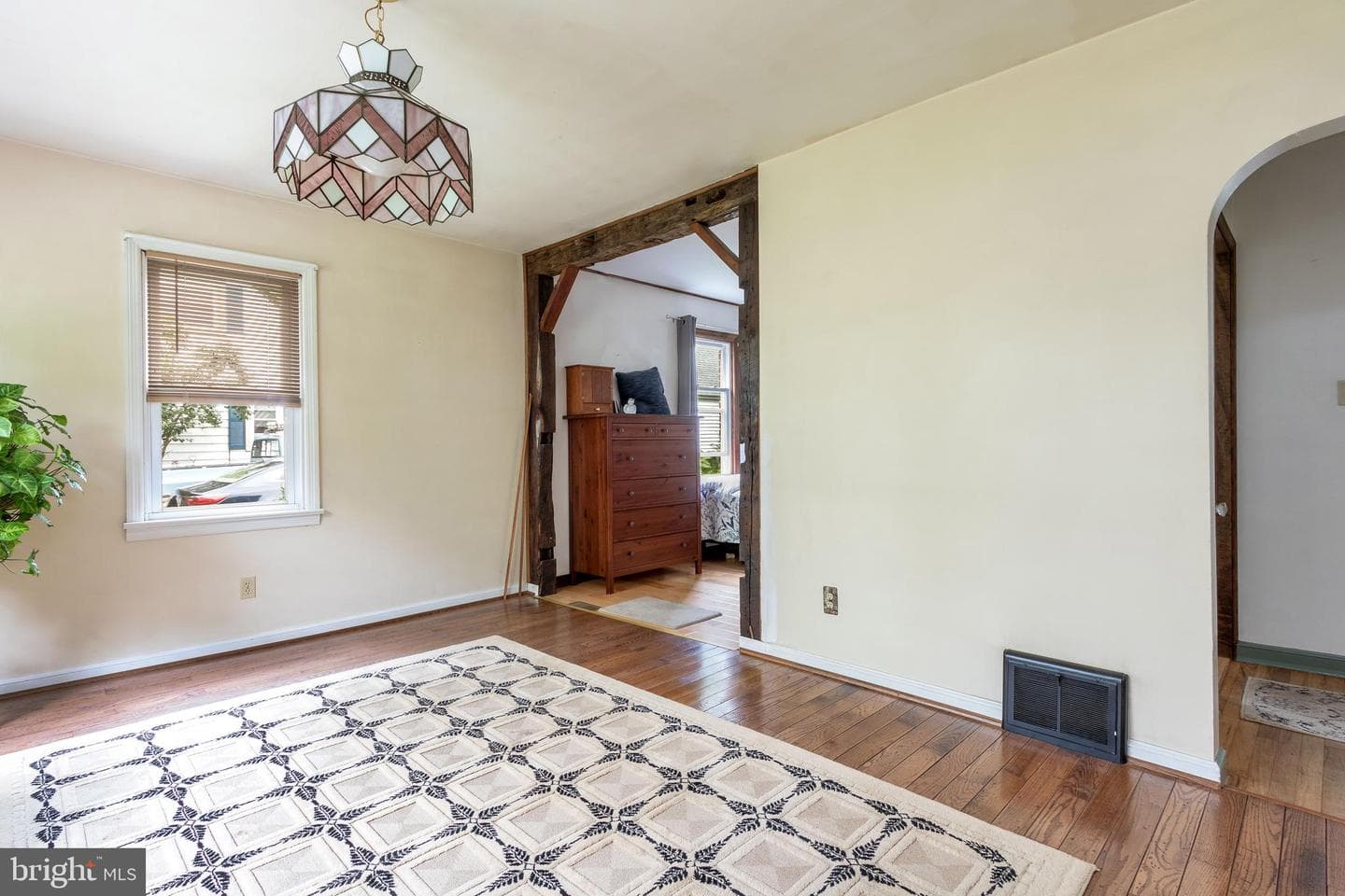 927 W State Street photo 6