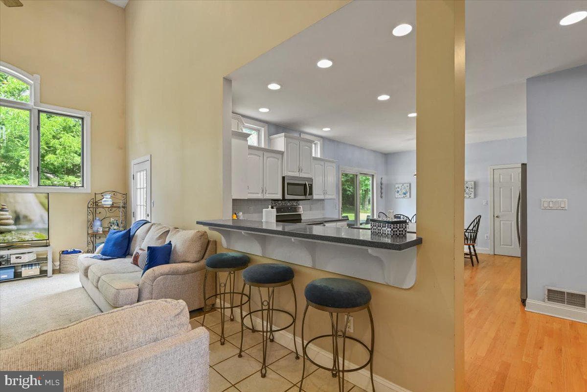 251 Sylvia Lane photo 14