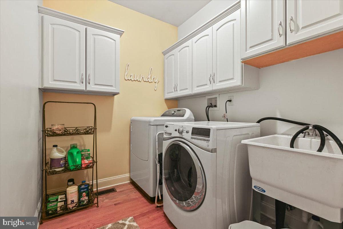 251 Sylvia Lane photo 21