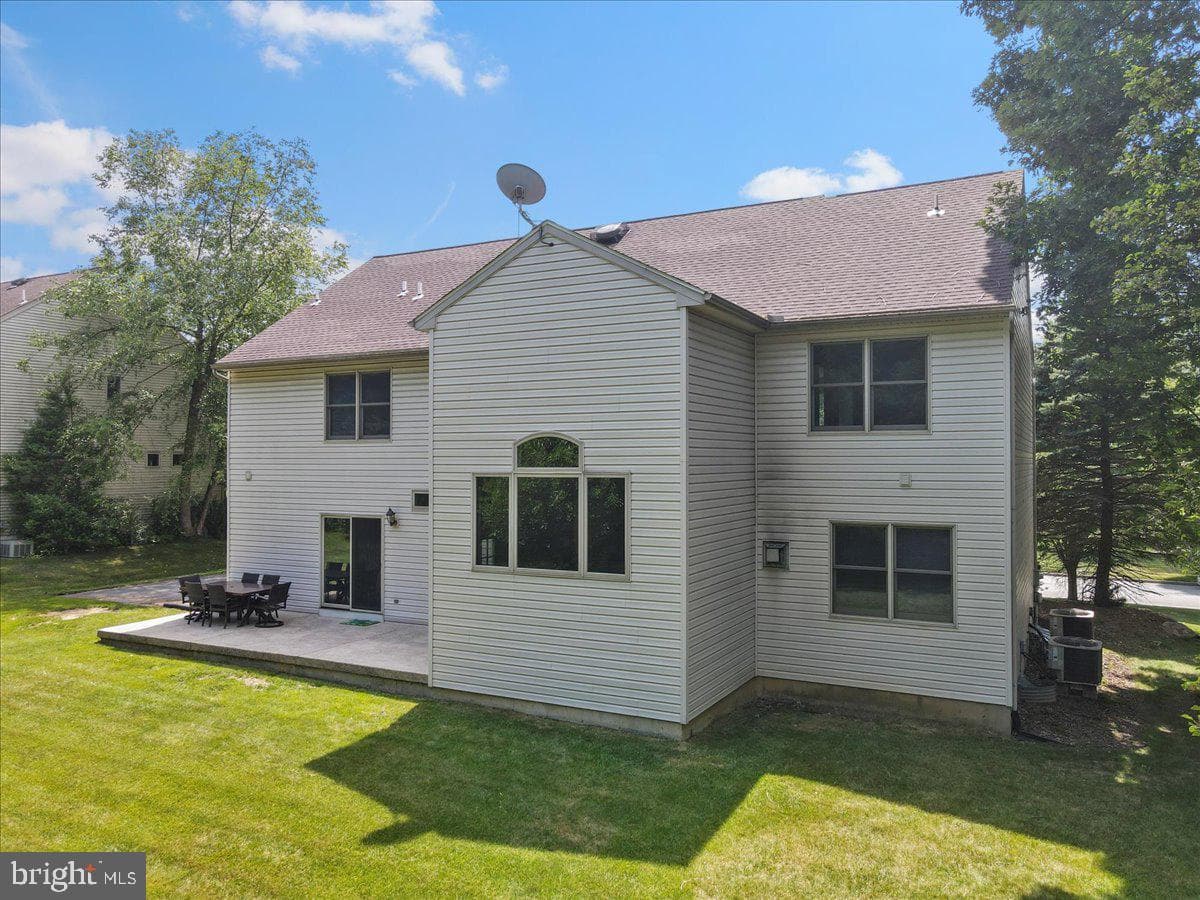 251 Sylvia Lane photo 45