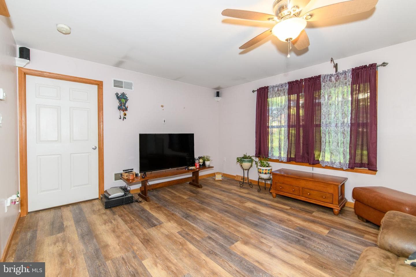6315 Woodlawn Drive photo 12