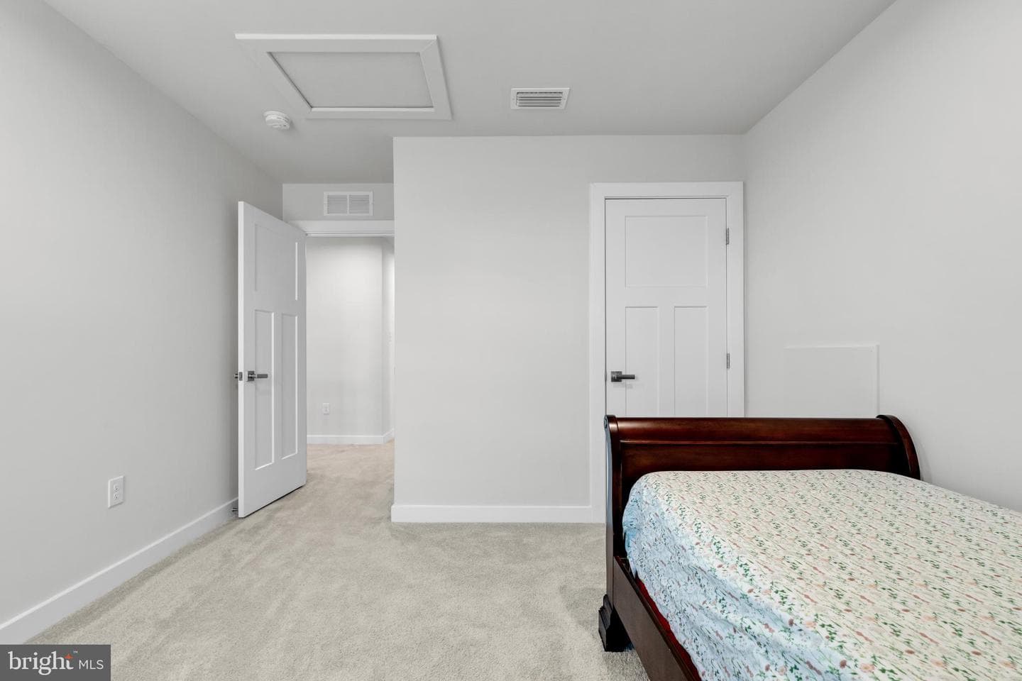 8216 Young Boulevard photo 36