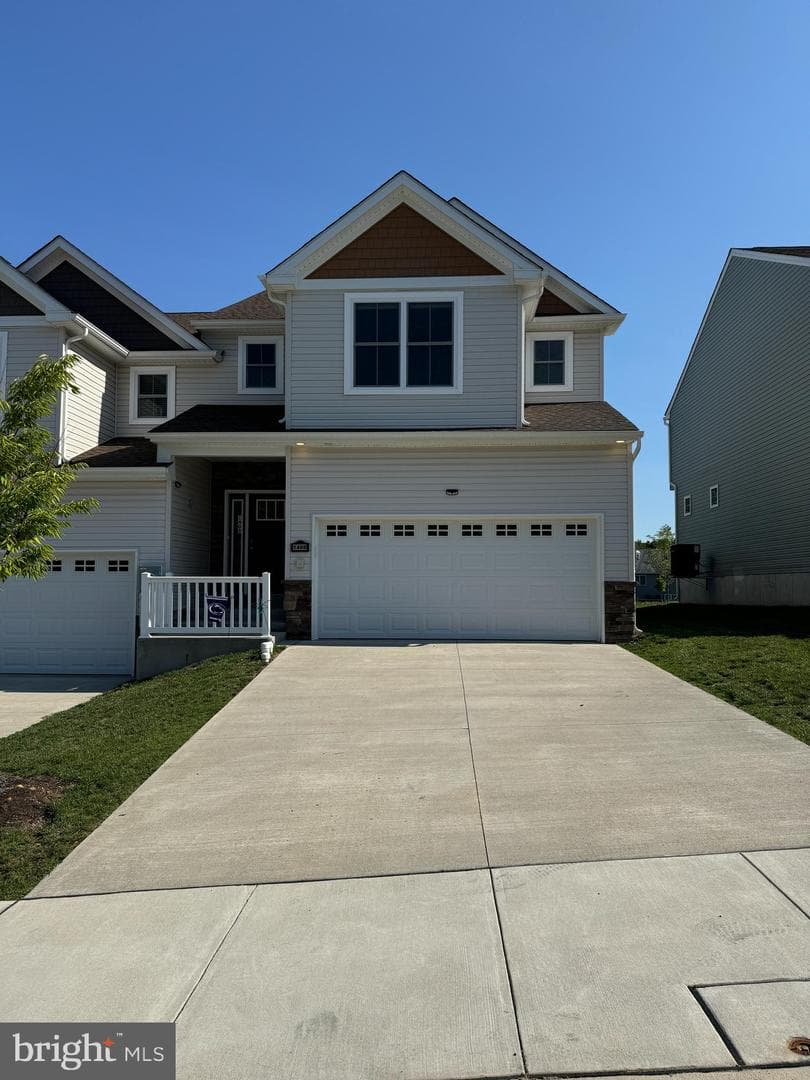 1408 Arch Street photo 2