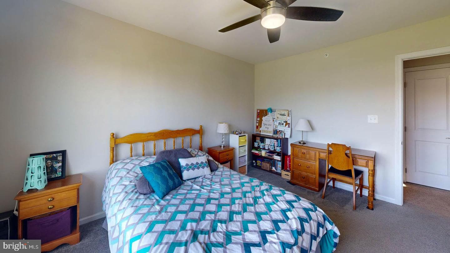 1408 Arch Street photo 45