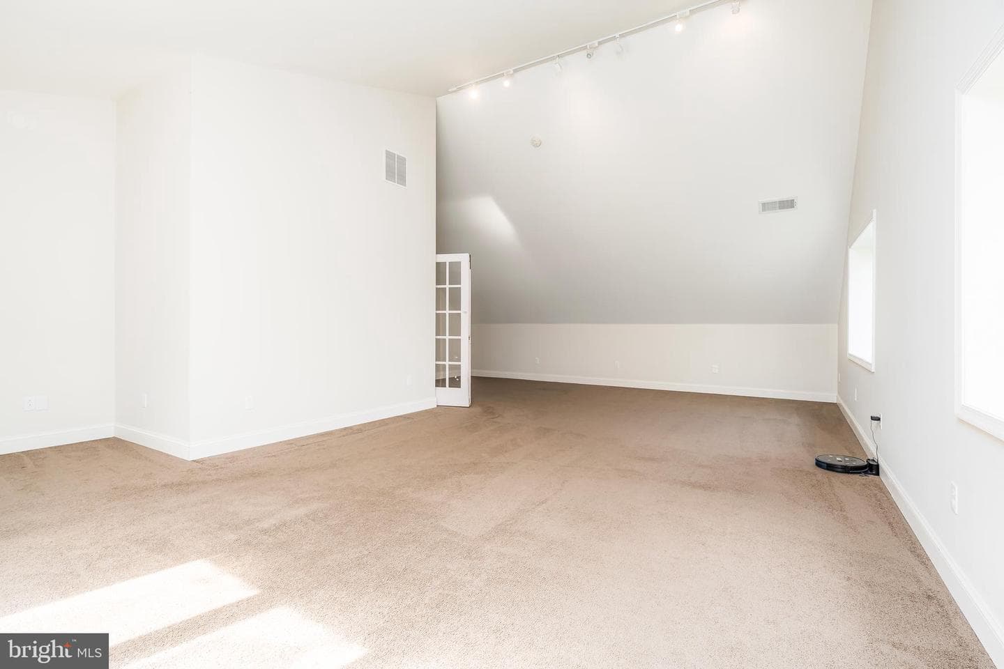 2831 Sechler Court photo 24
