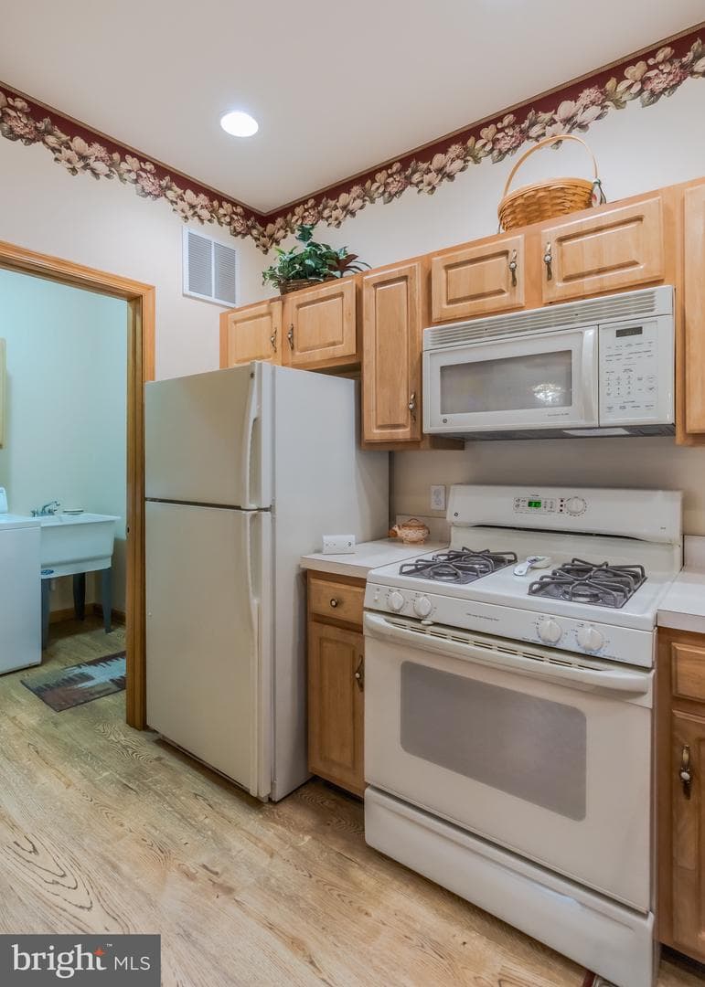 4710 Horseshoe Trail photo 15