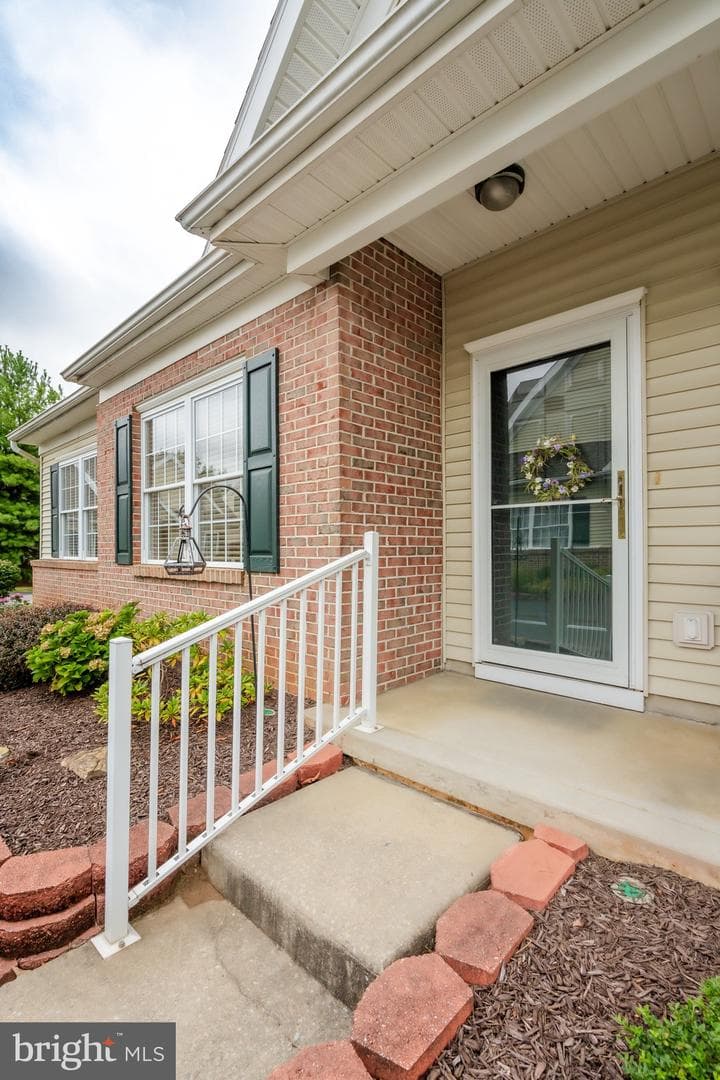 4710 Horseshoe Trail photo 5