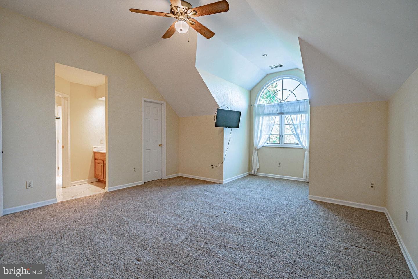 3190 Sheffield Drive photo 22