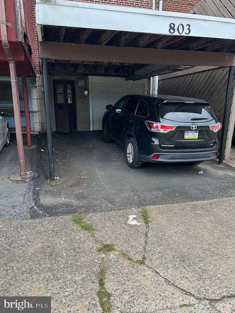 803 Benton Street photo 2