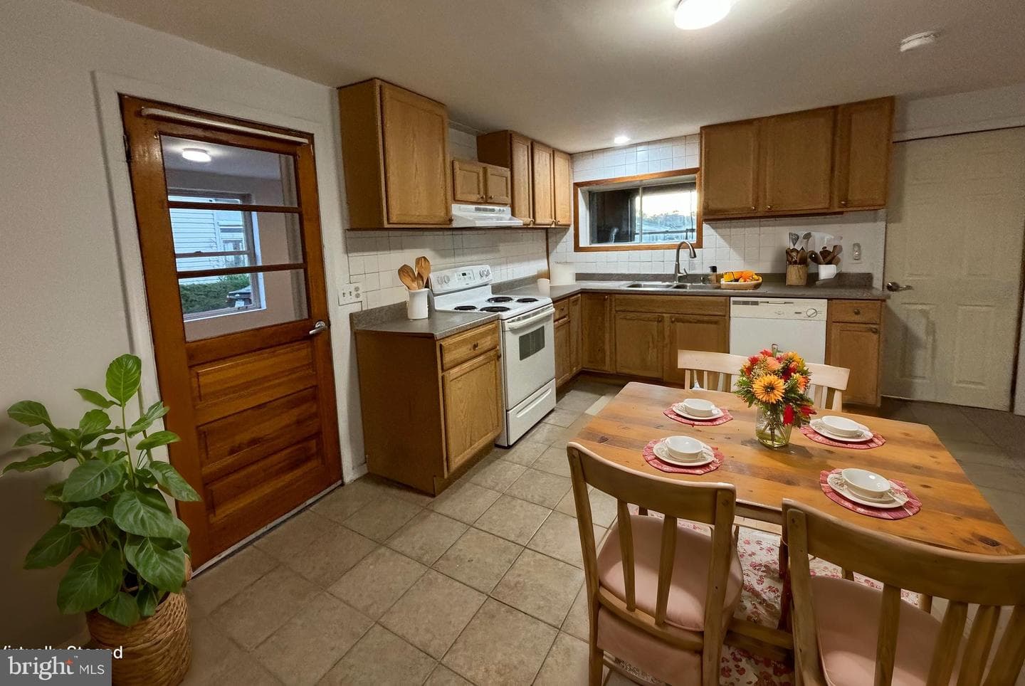 1218 Trexlertown Road photo 8