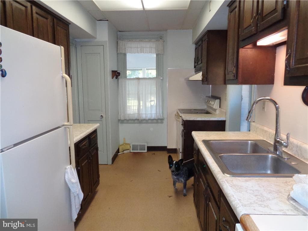 6975 Country Spring Road photo 10