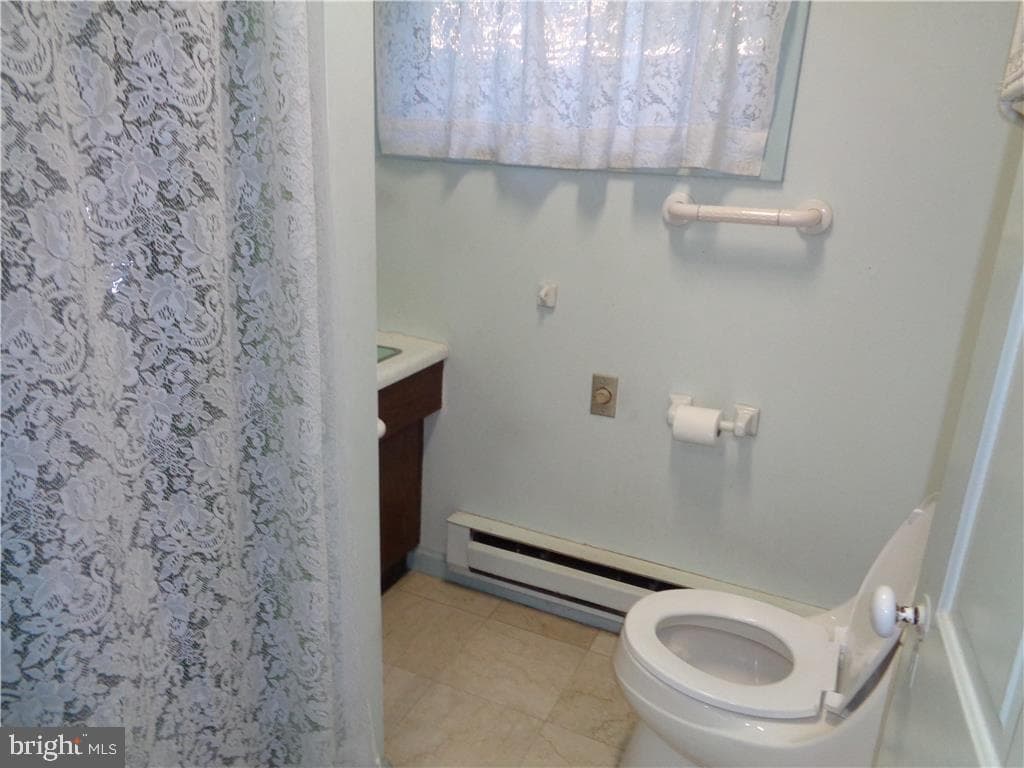 6975 Country Spring Road photo 13