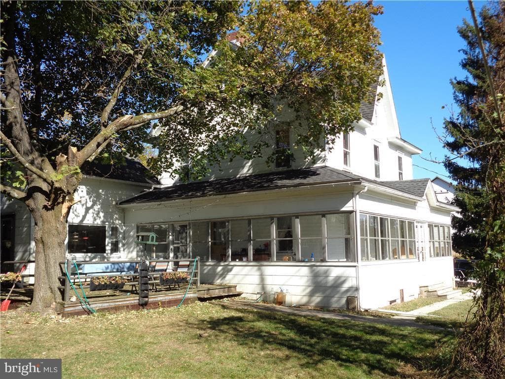 6975 Country Spring Road photo 2