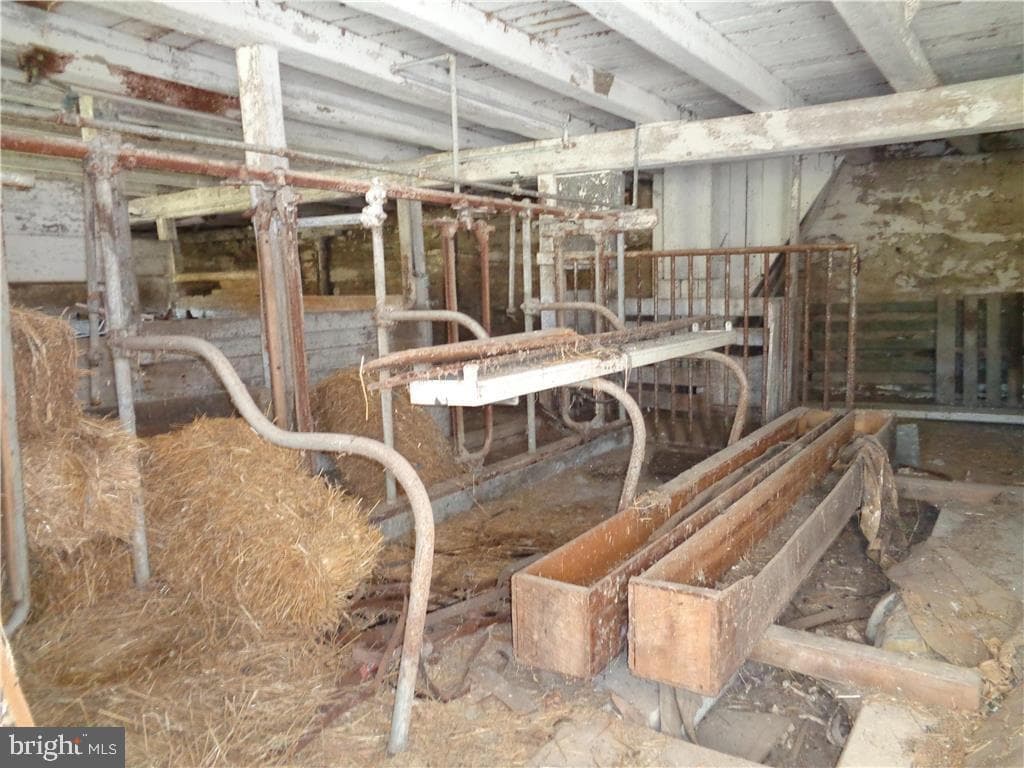 6975 Country Spring Road photo 20