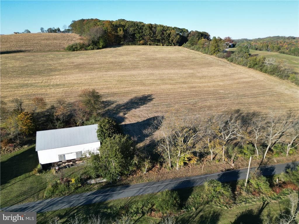 6975 Country Spring Road photo 29