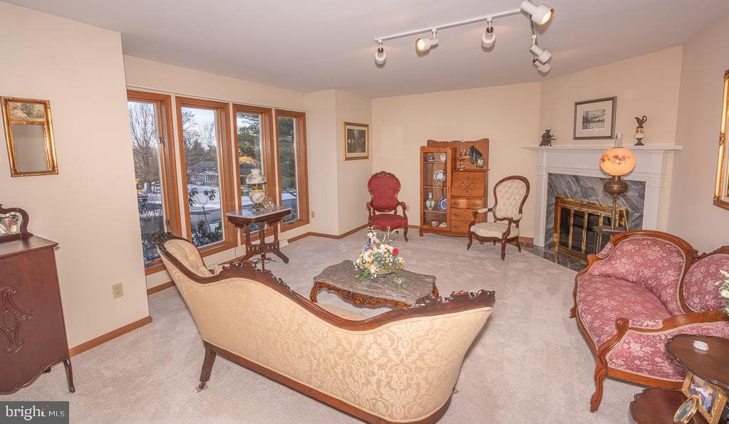 5696 Blue Grass Trail photo 3