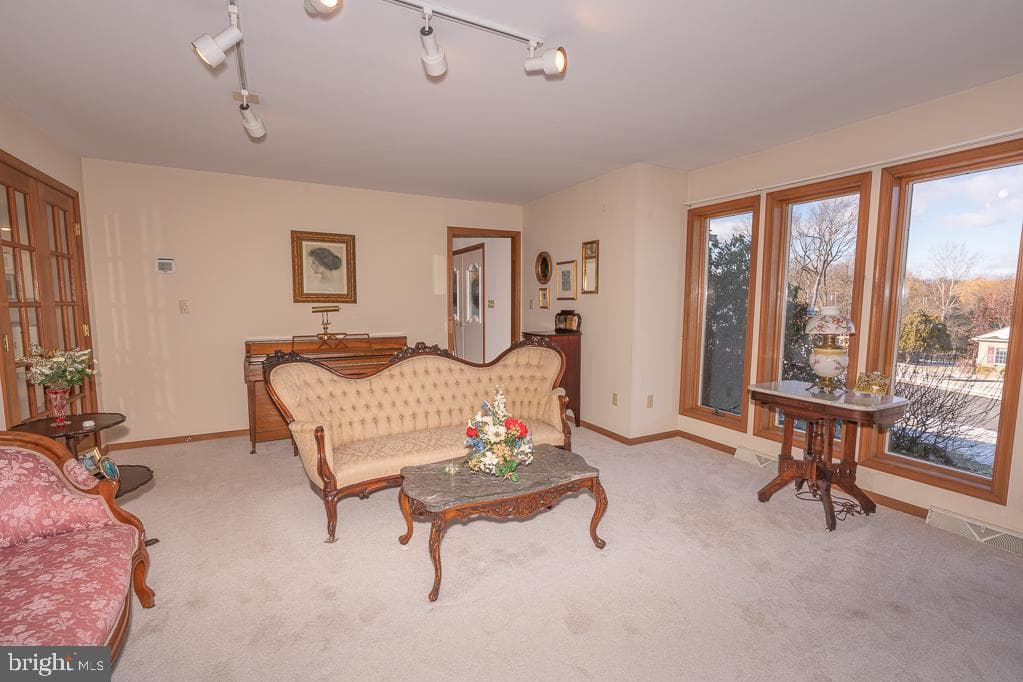 5696 Blue Grass Trail photo 4