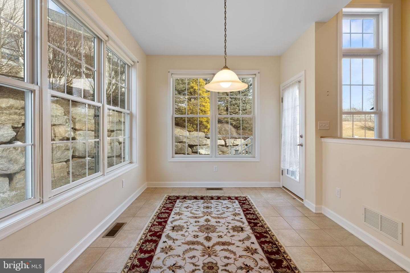 5560 Briar Lane photo 15
