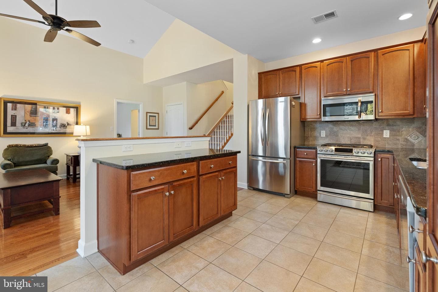 5560 Briar Lane photo 17